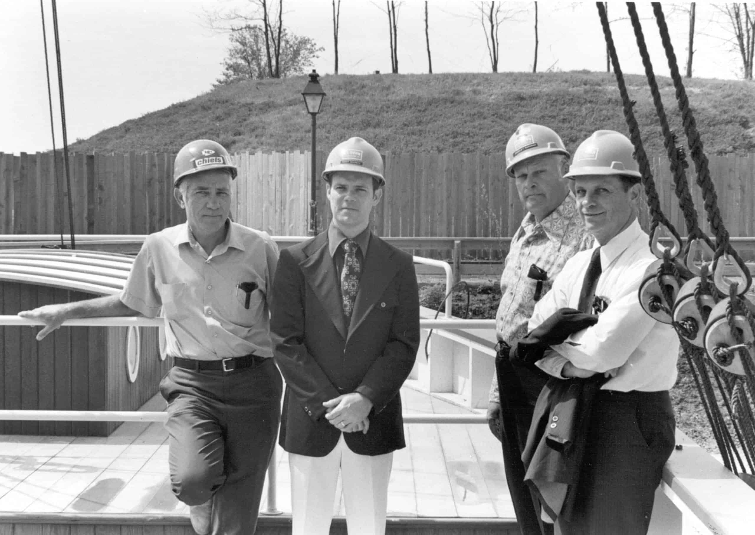 bill-dunn-sr-hardhats bill-dunn-sr-hardhats