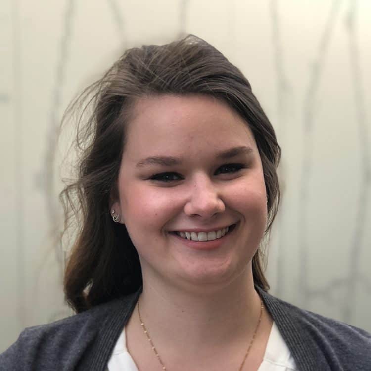 regan-hundahl-headshot - JE Dunn Construction